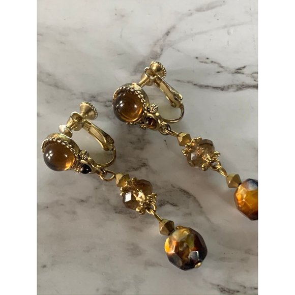 Vintage Champagne Brown & Gold Elegant and Ornate Screw-back Earrings - Picture 3 of 10